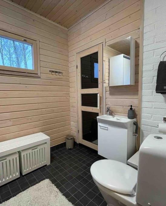 Villa Lyxfaellan Kemionsaari Luaran gambar